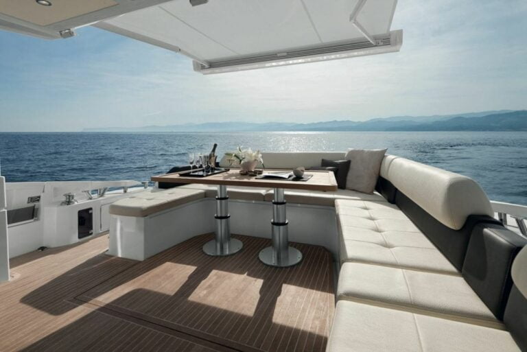 Azimut 55S