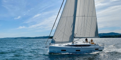 Bavaria C 42